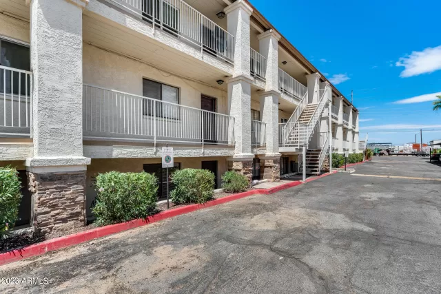 MLS: 6570911 Condo For Sale