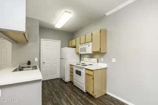 Photo #4: 6570917 Listing 