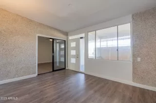 Photo #3: 6570960 Listing 