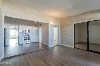 Photo #4: 6570960 Listing 