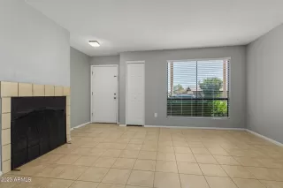 Photo #2: 6571245 Listing