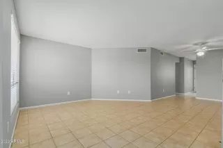 Photo #5: 6571245 Listing