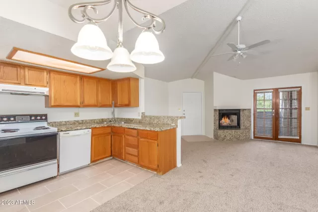 MLS: 6571437 Condo For Sale