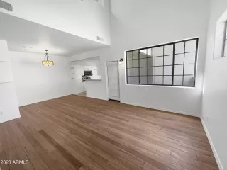 Photo #6: 6571462 Listing