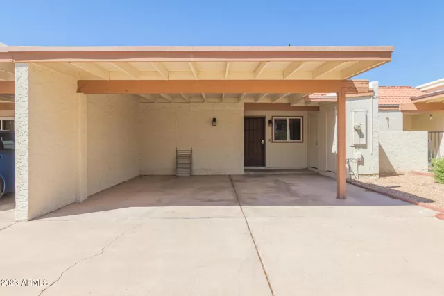 MLS: 6571575 Condo For Sale