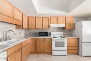 Photo #2: 6571575 Listing 