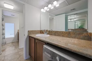 Photo #3: 6571615 Listing