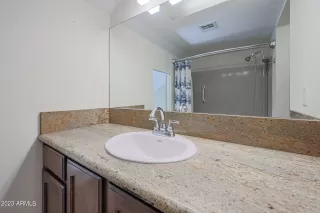 Photo #4: 6571615 Listing