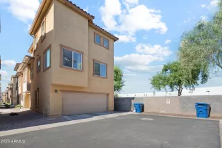 Photo #3: 6571681 Listing