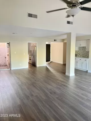 Photo #3: 6571707 Listing