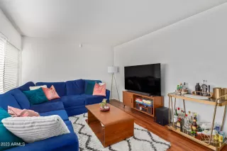 Photo #4: 6571784 Listing