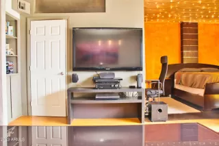 Photo #5: 6572077 Listing