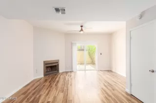 Photo #5: 6572098 Listing 