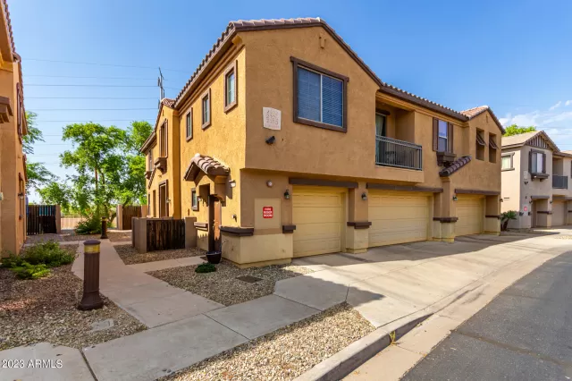 MLS: 6572116 Condo For Sale