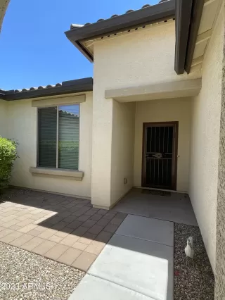 Photo #5: 6572165 Listing