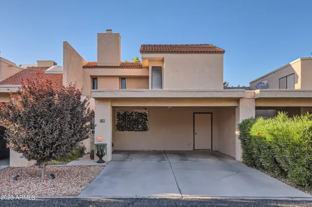 MLS: 6572176 Condo For Sale