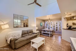 Photo #3: 6572176 Listing