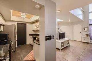 Photo #6: 6572176 Listing