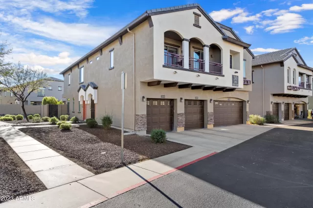 MLS: 6572232 Condo For Sale