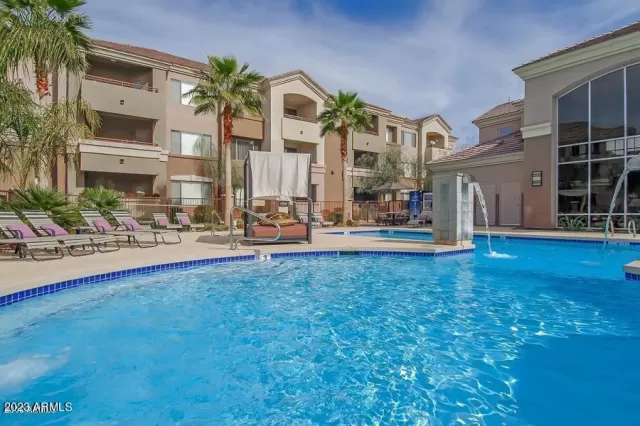 MLS: 6572314 Condo For Sale