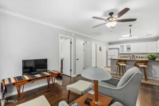 Photo #5: 6572425 Listing 