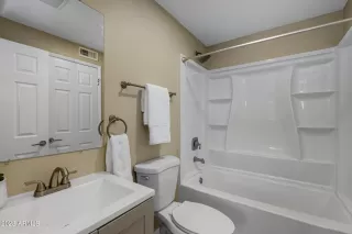 Photo #4: 6572638 Listing 