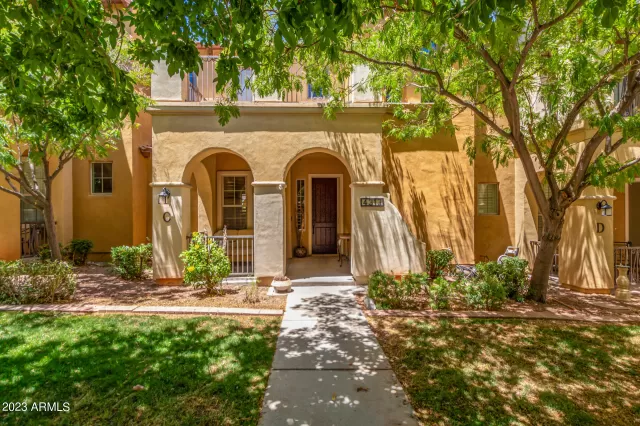 MLS: 6572774 Condo For Sale