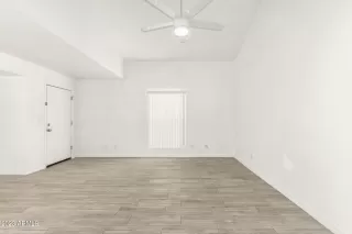 Photo #5: 6572901 Listing