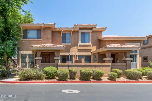 MLS: 6573055 Condo For Sale