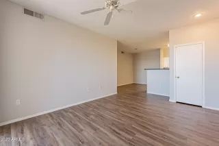 Photo #3: 6573433 Listing 