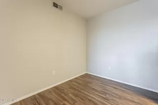 Photo #6: 6573433 Listing 