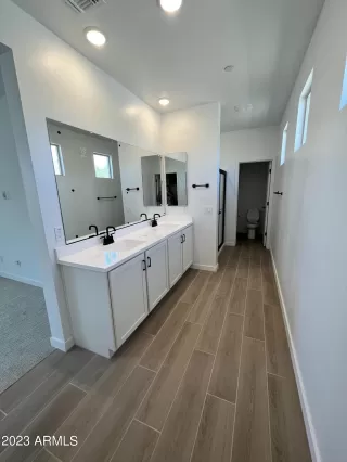 Photo #3: 6573436 Listing 