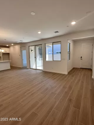 Photo #6: 6573436 Listing 