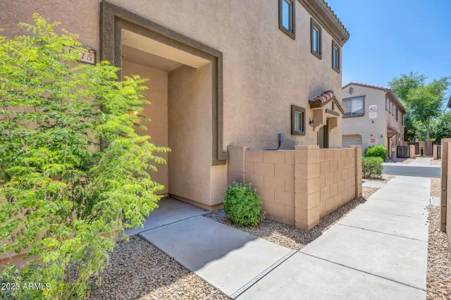 MLS: 6573504 Condo For Sale