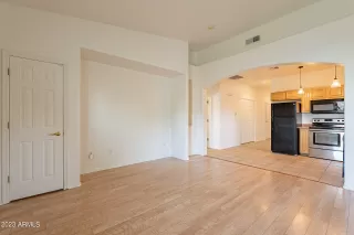 Photo #2: 6573506 Listing