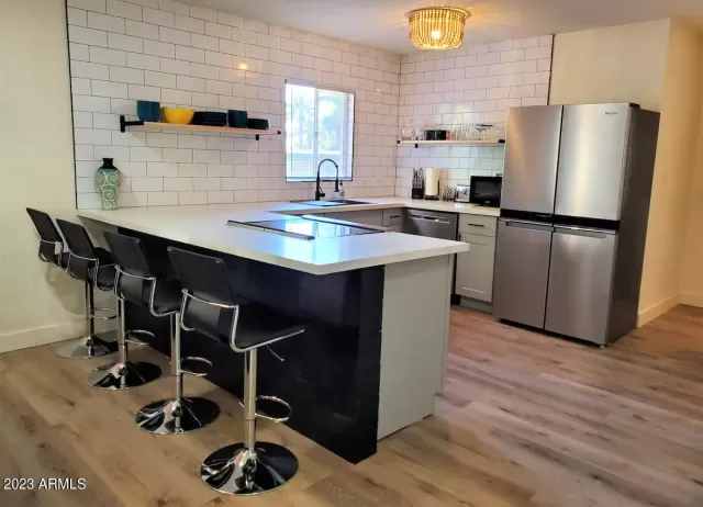 MLS: 6573570 Condo For Sale