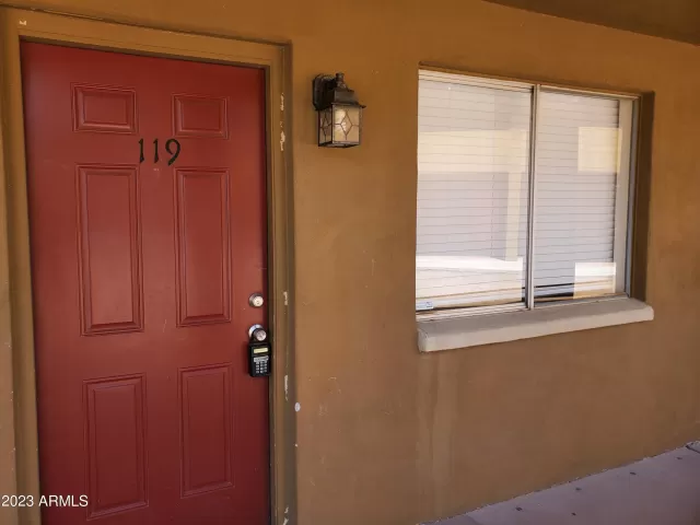 MLS: 6573765 Condo For Sale