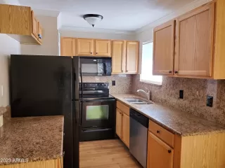 Photo #2: 6573765 Listing