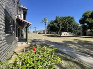 Photo #2: 6574015 Listing