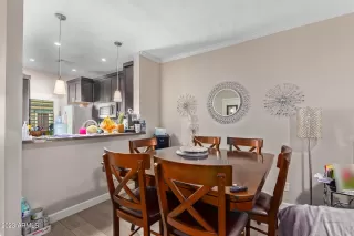 Photo #6: 6574094 Listing