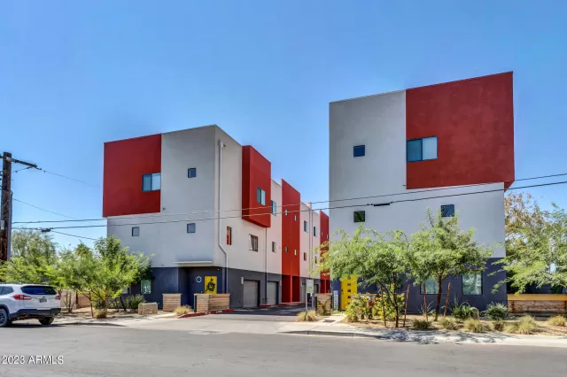 MLS: 6574118 Condo For Sale