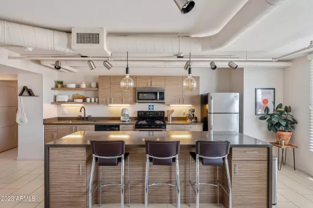 MLS: 6574245 Condo For Sale