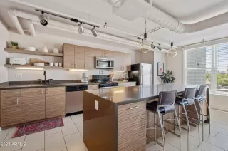 Photo #1: 6574245 Listing 