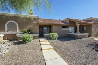 Photo #1: 6574268 Listing