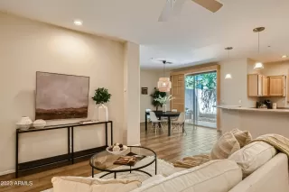 Photo #4: 6574338 Listing