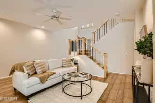 Photo #6: 6574338 Listing