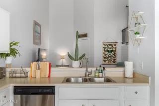 Photo #6: 6574941 Listing 