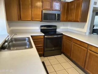 Photo #3: 6574998 Listing