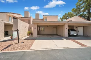 Photo #2: 6574999 Listing