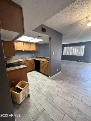 Photo #3: 6575129 Listing